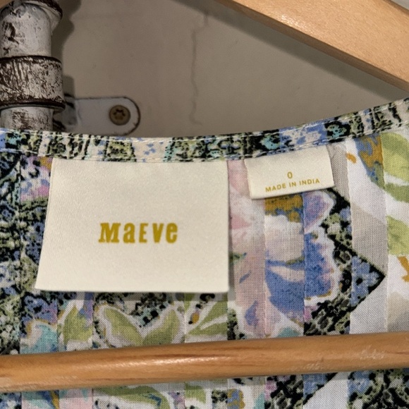 Maeve Anthropologie Maya Floral Flutter Sleeve Top size 0 like new rayon - Picture 5 of 6